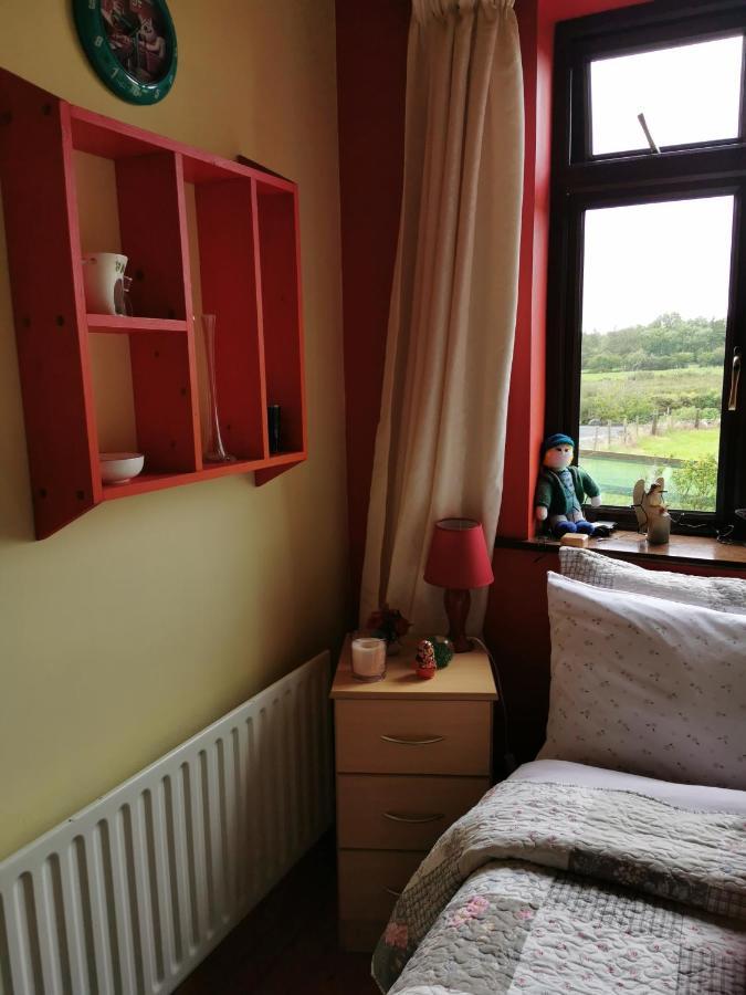 Catherine'S Lair A Quiet Peaceful Homestay Westport Buitenkant foto